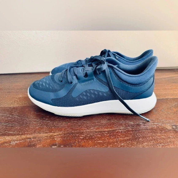 Lululemon Women’s Blue Strong feel Trainers Shoes Size 8 - Picture 3 of 12